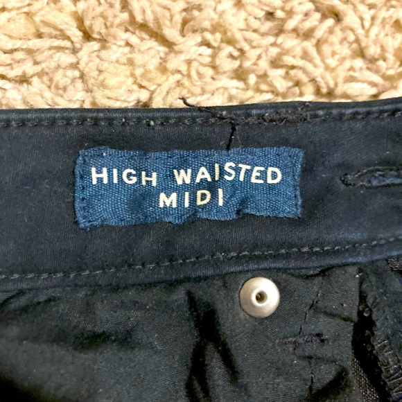 Aropostle black jean shorts. No wear or tear. Super fashionable. Size 2. - Picture 2 of 3